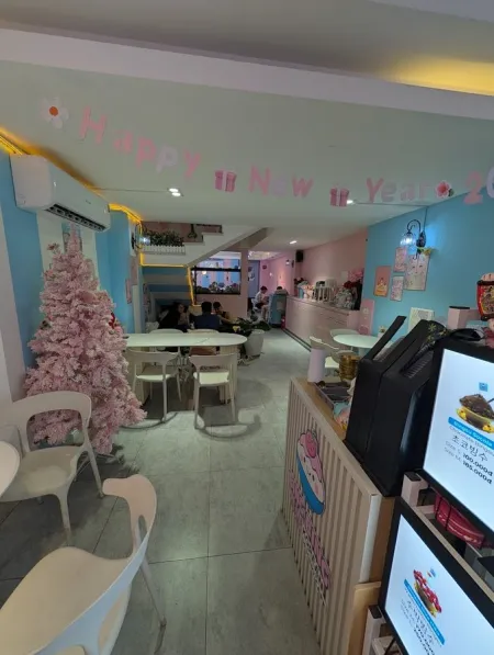 BingBing Cafe - Bingsu & Dessert Cách Mạng Tháng Tám