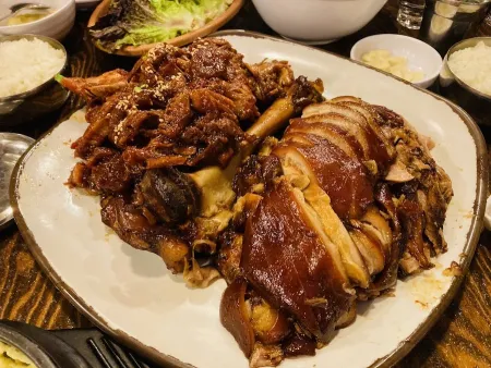 Ppongnamujaengi Main