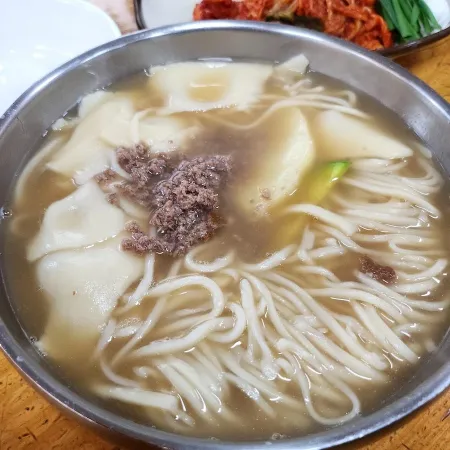 MinSok SonGookSi