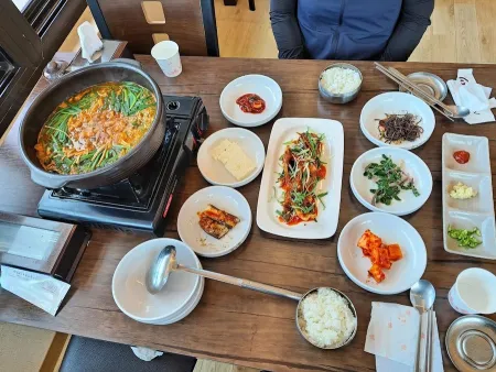 Donghaean Chilbeonji