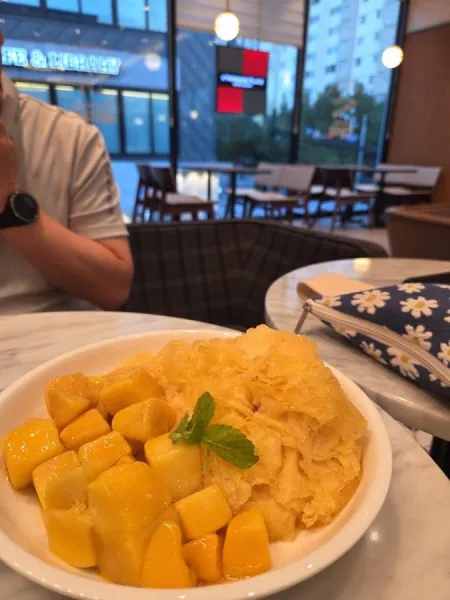 투썸플레이스 울산삼산현대점