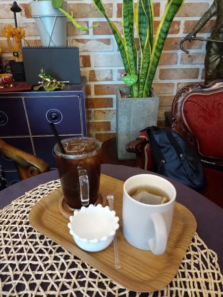 Cafe House