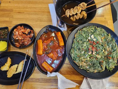 짱이야 분식 무거점