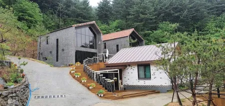 アデルペンション