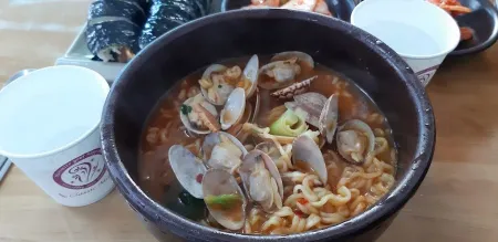 Gyeonga Bunsik