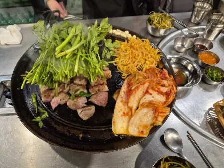목구멍 연산직영점