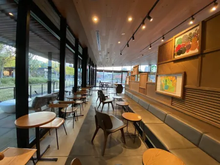 Starbucks Coffee - Osaka Castle Park Morinomiya