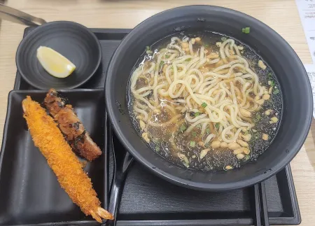 Paik's Coffee & Yeokjeon Udon 0410 Yeoksam Teheran-ro Branch