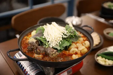더도이종가집돼지국밥 부산역점