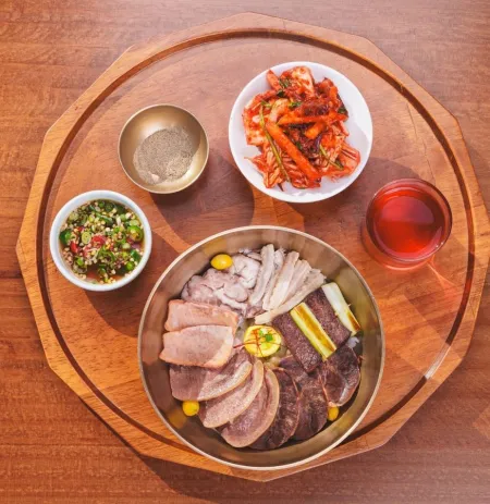 Seogwan Myeonok Hongdae Branch