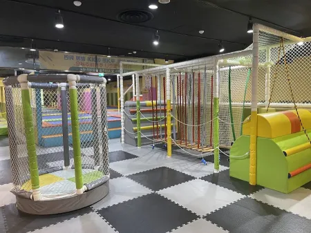 Apple Tree Roller Bounce