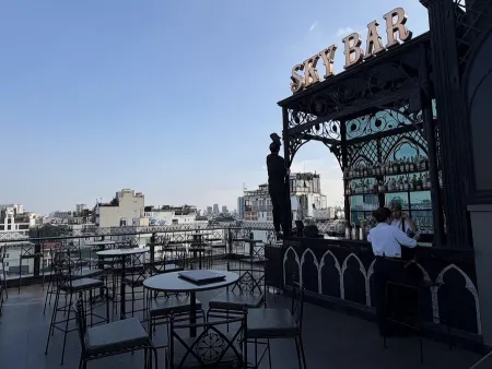 DUSK Sky Bar