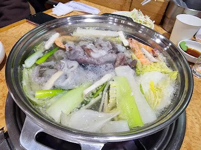 Ujeong Nakji