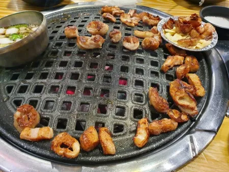 고기있수다