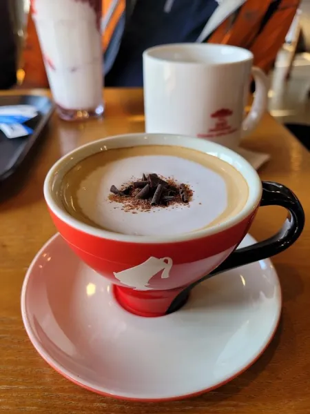Vienna Coffee House Gwangju Pungyeongjeong-gil Branch