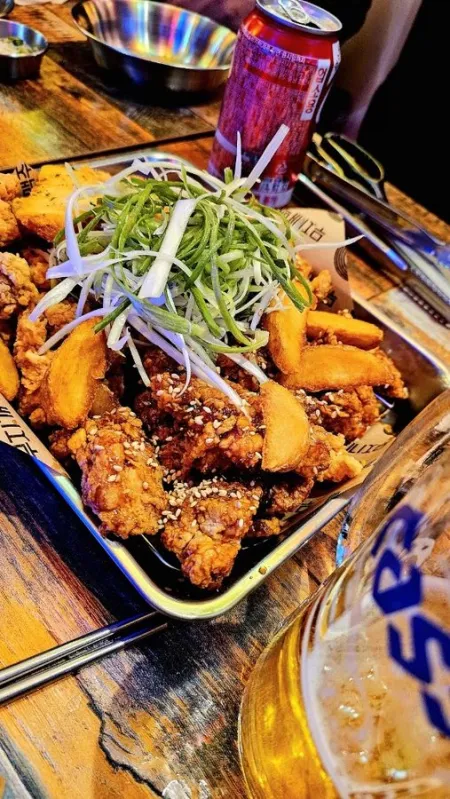 Mujigae Beer Mandeok Branch