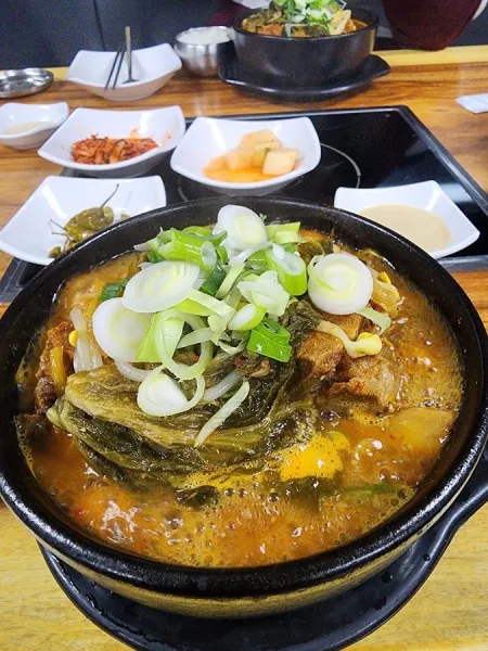 Cheongjindong Gamjatang