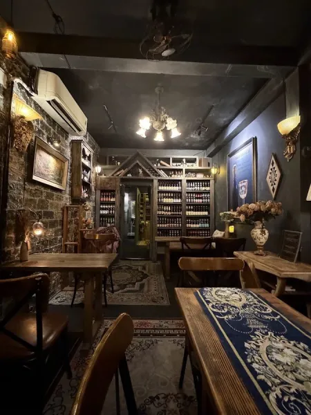 Lagom Cafe - Coffee & Belgian Beer Lounge