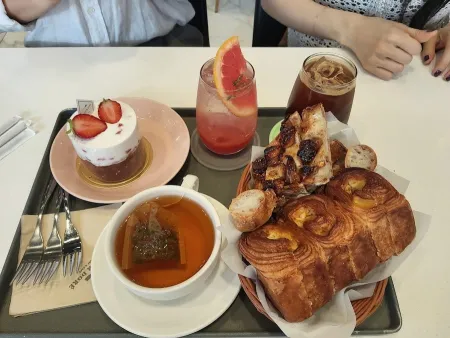 Le Four Doré