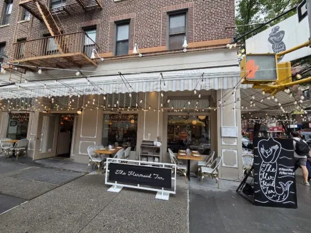 Mermaid Oyster Bar