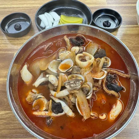 Jo Gijongui Hyangmigak