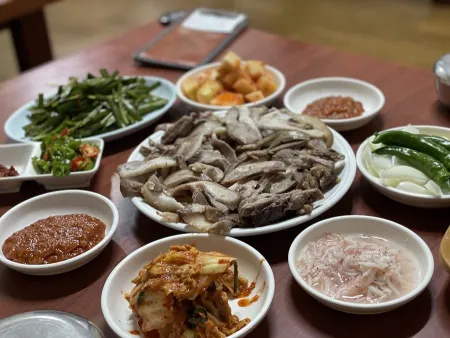 반구동 돼지국밥
