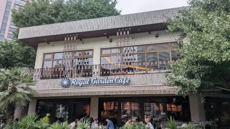 Royal Garden Cafe Aoyama