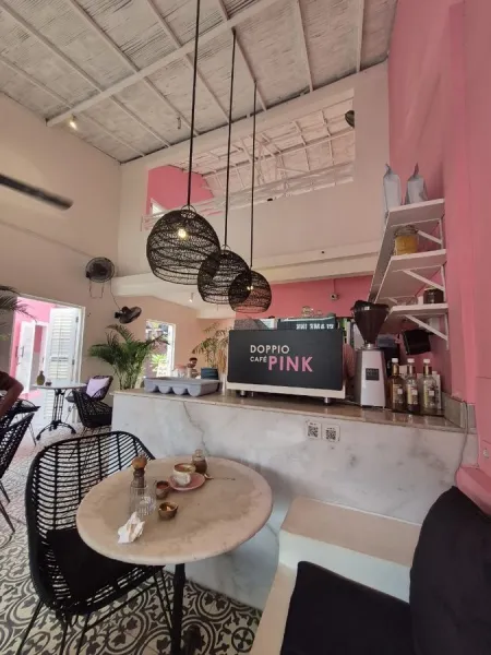 Doppio Cafe Pink