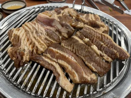 螺號炭火排骨