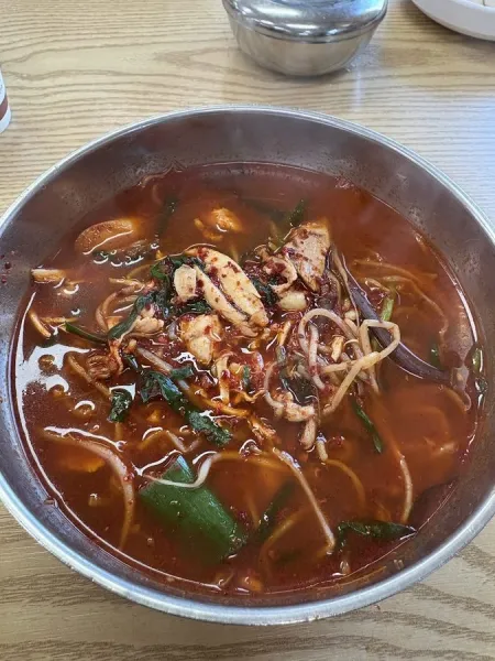 柳長春雞湯