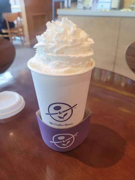Coffee Bean Cheongdam Cafe Branch