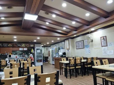 안산마늘통닭손칼국수