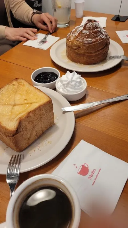 Cafe Mollo
