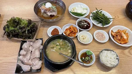 Jeonga Milmyeon Dwaeji Gukbap