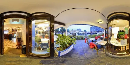 Emilia's Crafted Pasta (St. Katharine Docks)