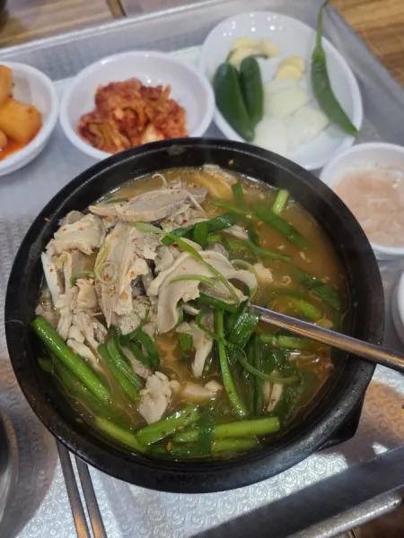 Subok Dwaeji Gukbap