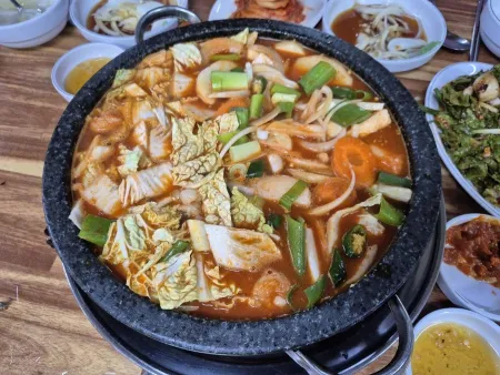 Makdungine Yang Gopchang