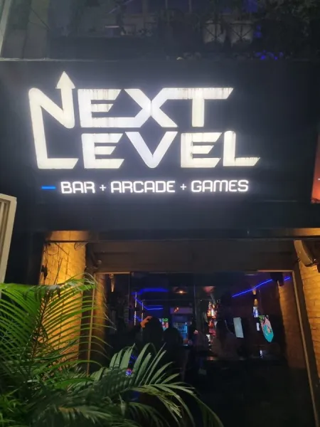 Next Level - Cocktails & Consoles