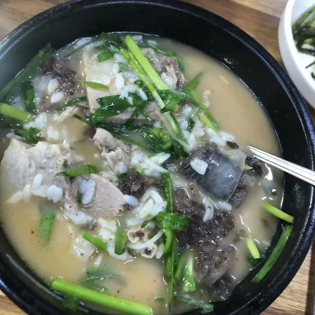 Yonggang Gukbap Dongbu Branch