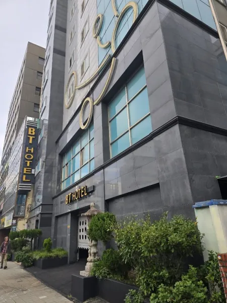 GRAY194 HOTEL