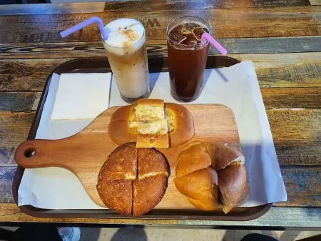 천년누리 전주빵카페 전주시청첨(본점)