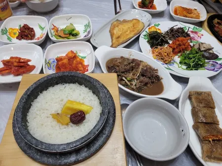 Jujeongol Sanchae Maeul
