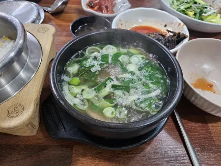 Najugwan Mokdong
