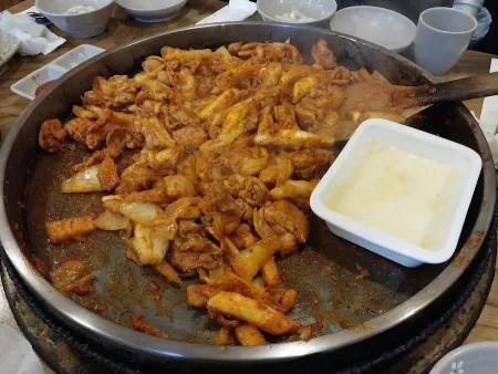 9 Umi Dakgalbi Mancheon Branch