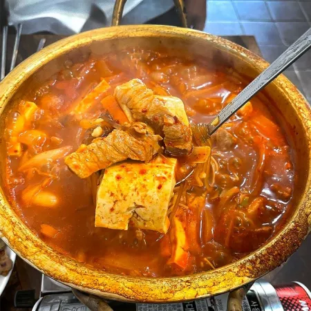 Sinam Dwaeji Gukbap & Dwaeji Jjigae
