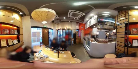 Via Tokyo Cafe