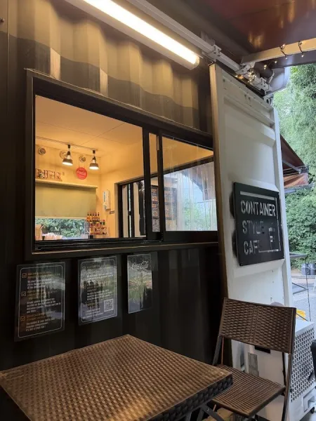 Container Style Cafe