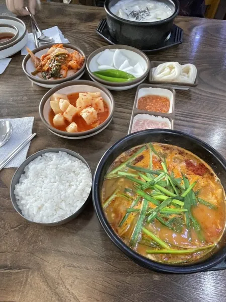 Jeonju Nammun Tojong Sundae Guk Jeonpo Branch