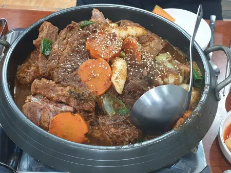 Geumgangsan Gamjatang