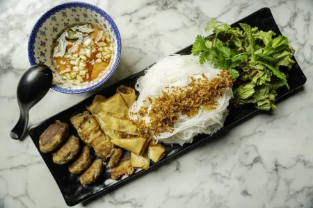 Bear Bun Cha